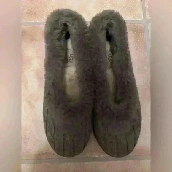 UGH gray, fuzzy slipper socks with hard sole/ Model # 3314; size 9 - Picture 1 of 7